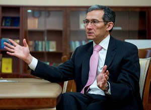 Джоомарт Oторбаев: К 9 мая Кыргызстан должен стать полноправным членом ЕАЭС