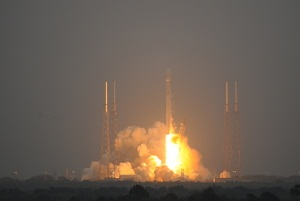 Первый туркменский спутник связи успешно выведен на орбиту