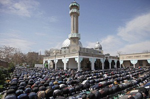 В Киргизии священнослужителям будут оплачивать проповеди