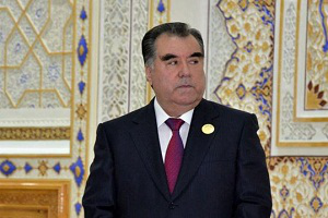 Реформы по-таджикски: Рахмон может стать пожизненным президентом
