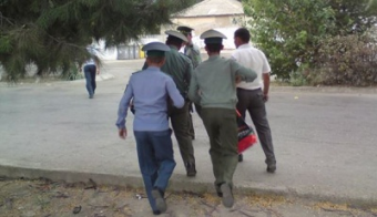 В городе Туркменбаши проходят облавы на иногородних