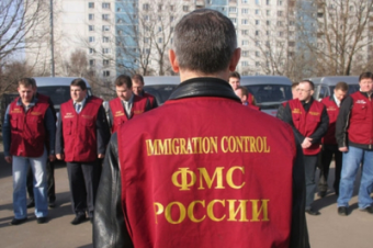 Атамбаев попросил Путина исключить граждан Киргизии из «черного списка» ФМС 