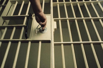 В Кыргызстане объявили амнистию в честь 25-летия независимости