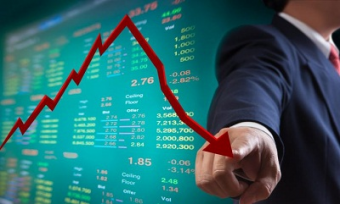 Президент Казахстана заявил, что доходы страны упали на 40%