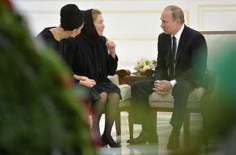 Путин лично выразил соболезнования вдове Каримова и его дочери