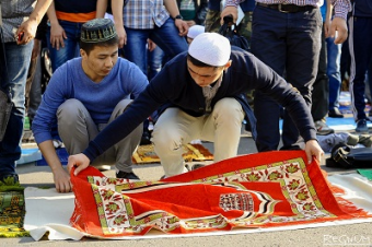 Молодежные лидеры Казахстана о религии и конфликтах: государство опоздало