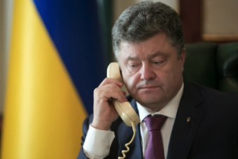 АУДИО. Российские пранкеры выложили фейк-разговор Порошенко с Атамбаевым