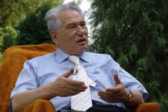 В Киргизии поставили точку в спорах о неизвестном романе Айтматова