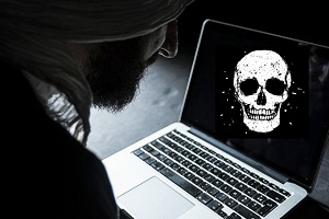 «Бороться с экстремизмом нужно на уровне идеологии, а не кнута»