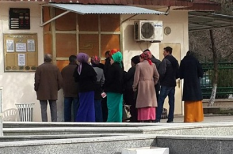 В Ашхабаде появились дефицитные продукты, однако очереди сохраняются