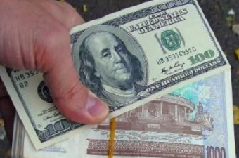 Узбекистан готовится к девальвации и прощается с черным валютным рынком