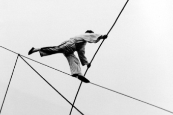 Стратегия выживания: Президент Киргизии выходит на финишную прямую