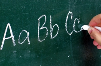 Придать официальный статус английскому языку предложили в Казахстане