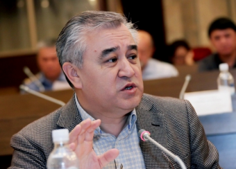 В Киргизии оппозиция выдвинула кандидата в президенты. Арестованного  