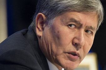 Атамбаев обвинил финансируемые из-за рубежа СМИ в распространении слухов