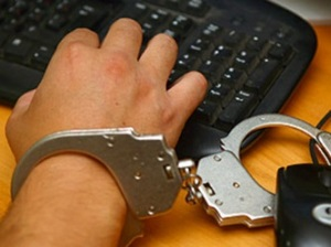 Скрыться за чужой аватаркой. Спецслужбы Кыргызстана зачищают соцсети от троллей-провокаторов