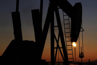 Иран взялся за бур. Власти страны хотят резко нарастить добычу углеводородов