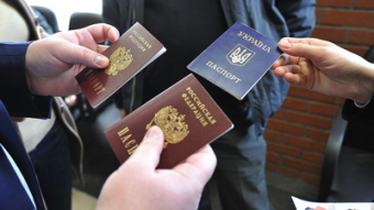 Гражданство России восстанавливают в границах Российской Империи