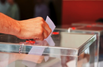 На убывание: Кандидаты в президенты Киргизии отказываются от участия в выборах