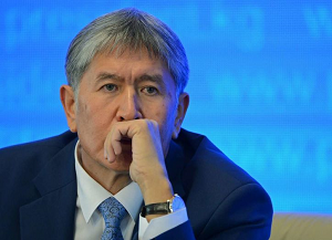 Атамбаев чего-то очень сильно боится. Что говорят эксперты о выступлениях президента Кыргызстана