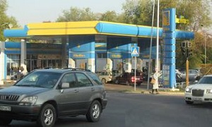 Почему богатый нефтью Казахстан остается без ГСМ