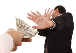 Кыргызстан намерен отказаться от помощи Казахстана в $100 млн