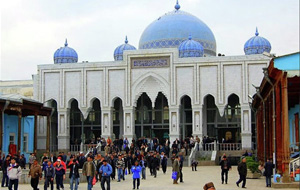 В Таджикистане закрепили зависимость религии от государства