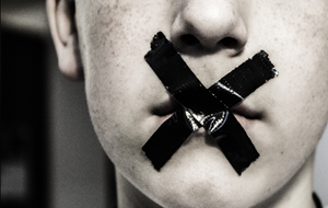 HRW призвал Евросоюз и США выступить против давления на СМИ в Кыргызстане