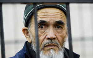 Нового президента Киргизии призвали срочно освободить правозащитника Азимжана Аскарова