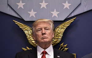 Трамп заявил, что его ядерная кнопка больше, чем у Ким Чен Ына