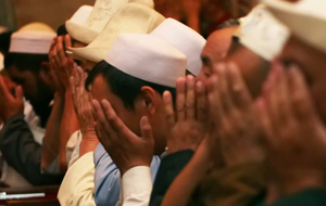 Что или кто стоит за религиозными течениями?