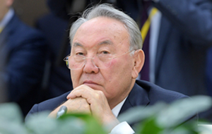 Назарбаев утвердил новый казахский алфавит на основе латиницы