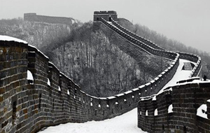 Пекин предложили обнести железной стеной