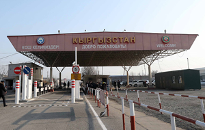 На киргизско-узбекской границе добавили кабин паспортного контроля