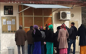 На черном рынке Туркмении резко вырос курс доллара