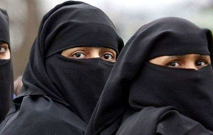 В Казахстане запретят закрывающую лицо одежду