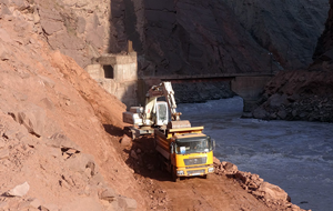 В Таджикистане строителям Рогунской ГЭС разрешили отказ от поста в Рамадан