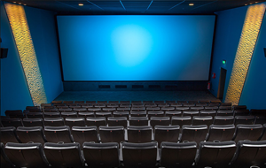 Правительство Узбекистана поручило построить в стране 49 кинотеатров за два года