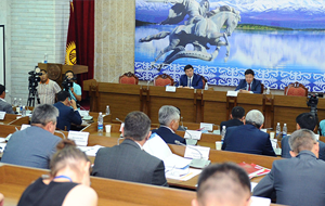 В 2017 году правительство КР выполнило программы на 90,1 %  