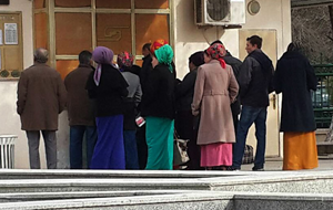 В Туркменистане арестовали более 30 подозреваемых в торговле валютой