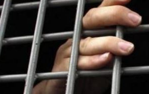 37 килограммов боли.В Киргизии больную с кровоточащими ранами несколько месяцев продержали в СИЗО 