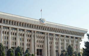 Кто возглавит аппарат президента Киргизии?