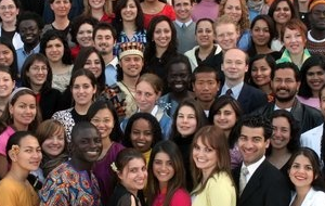 Бахаи Таджикистана скрывают свою веру