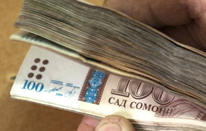 ВБ рассказал о количестве хранящихся у таджикистанцев под подушкой денег