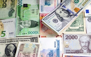 Центральноазиатские рынки ощущают последствия валютного кризиса в России и Турции