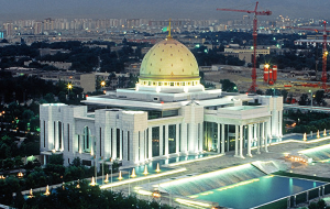 Туркмения: Миллиарды не для граждан