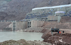 Таджикистан: Жажда Рогуна