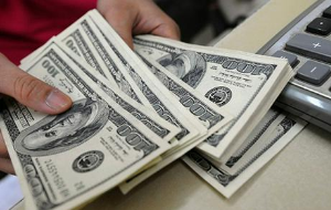 Узбекистан остался лидером СНГ по переводам денег из России