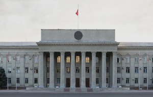 Не прошло и недели. Правительство Кыргызстана вносит поправки в Кодекс о нарушениях