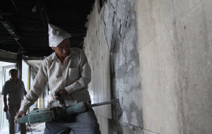 Нелегалы зарабатывают меньше